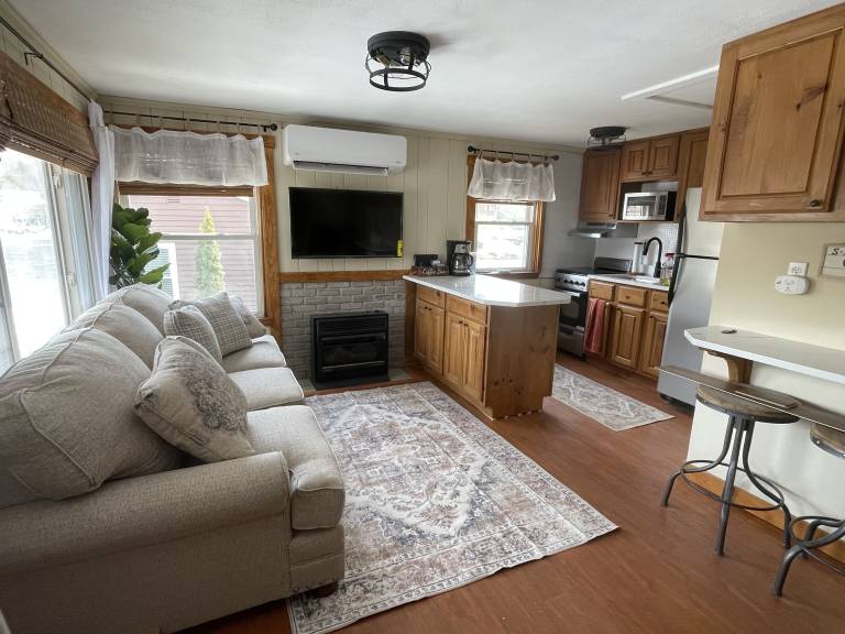 Cabin Laconia