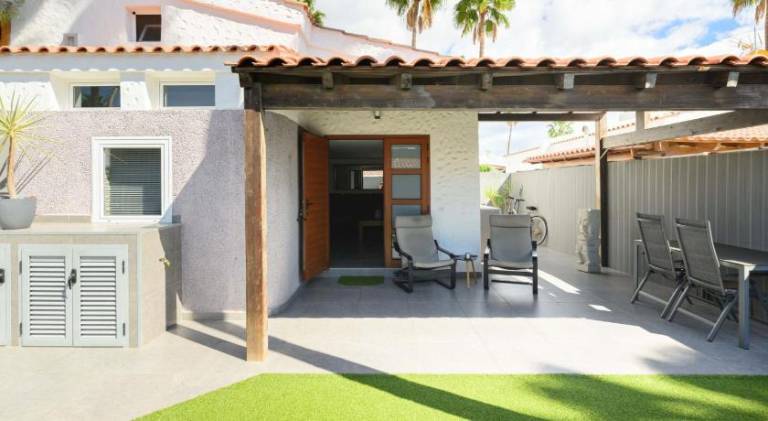 House with pool in San Bartolomé de Tirajana