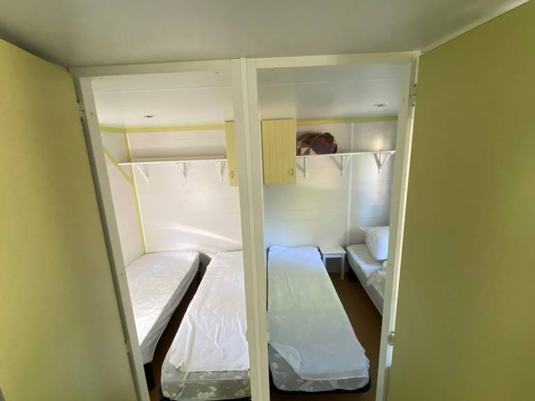 Mobile home with 3 rooms for 8 persons — photo 5