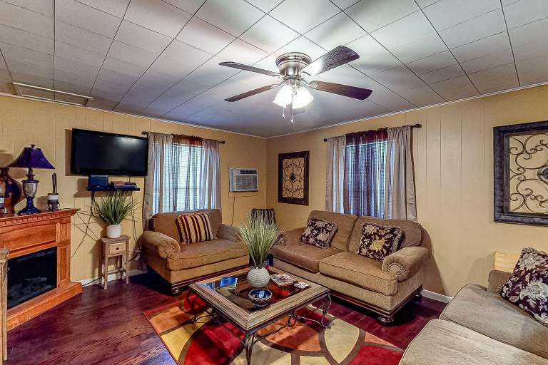 House Avinger