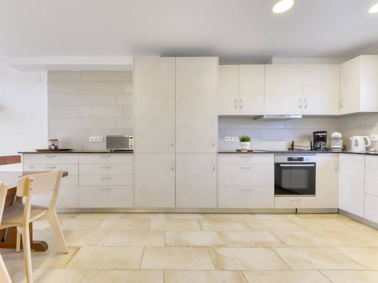 Fully equipped house with terrace, yard & barbecue | Pets allowed — photo 4