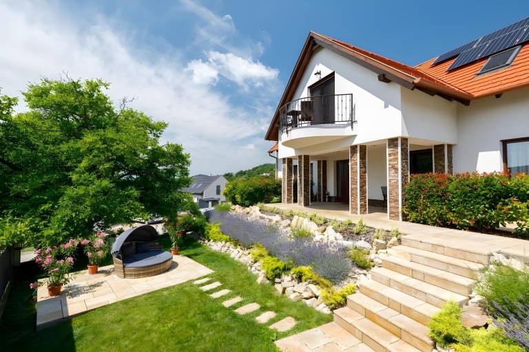 Nice rental apartment with patio, sauna & yard | Pets are welcome in Veszprem