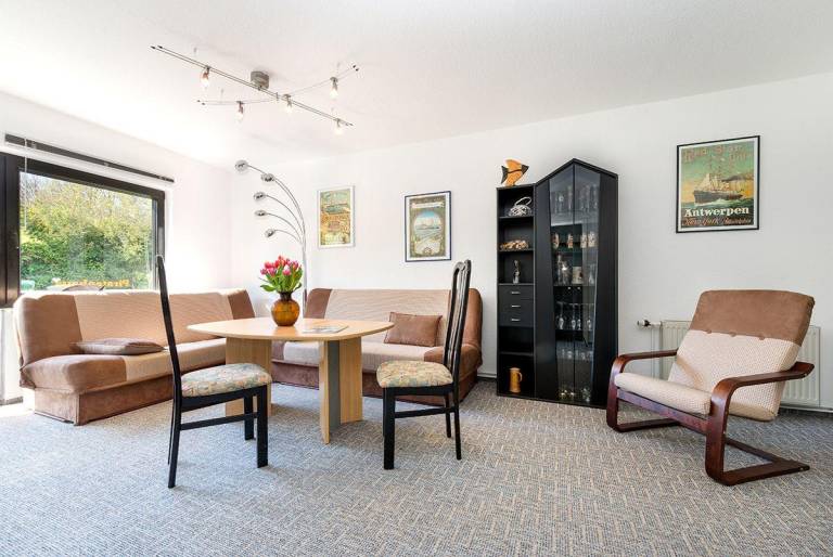 Apartment with grill, yard & patio — photo 4