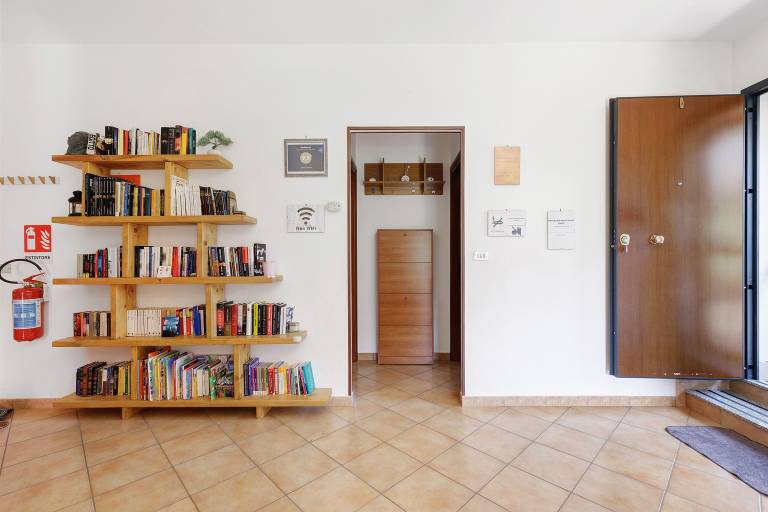 Apartment 'L'oasi Di Alice' with Mountain View, Wi-Fi and Air Conditioning — photo 5