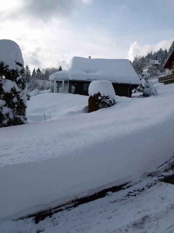 Child-friendly chalet with garden, barbecue & sauna | Lake view | Pets allowed — photo 2