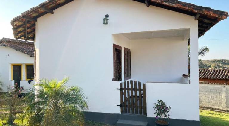 Lodge with garden — photo 2