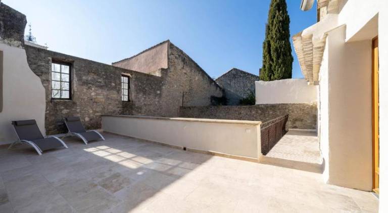 Villa with patio, grill & private pool — photo 5