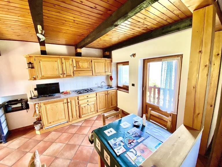 Children-friendly apartment with yard & barbeque | City view | Pets are welcome — photo 5