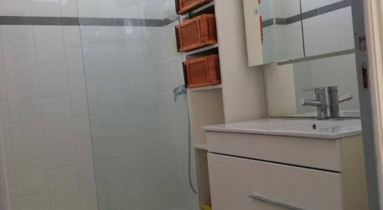 Apartment with 2 rooms for 5 persons — photo 2