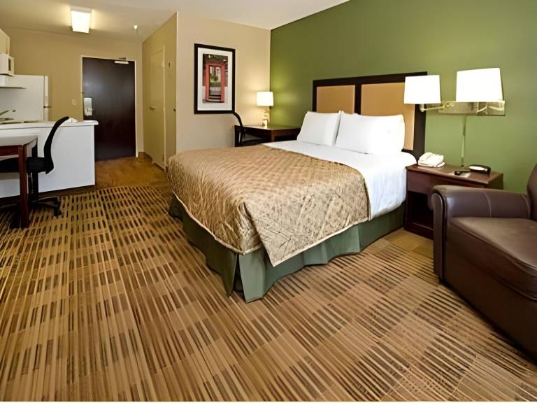 Extended Stay America Suites - Chicago - Schaumburg - I-90 in Rolling Meadows, IL