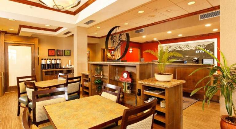 Hampton Inn Montrose — photo 4