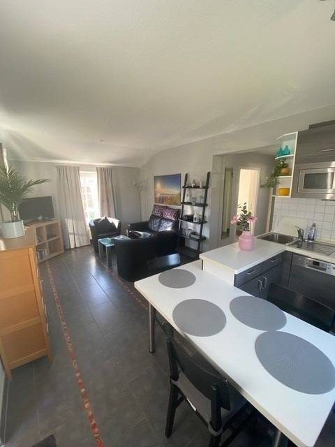 55 m² Ferienwohnung ∙ 2 Schlafzimmer ∙ 4 Gäste – Bild 9