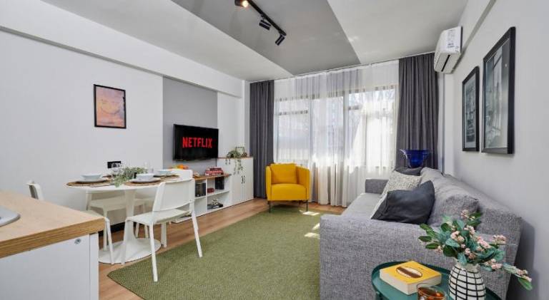 Stylish 2BR in Central Istanbul 3-Min to Metro in Istanbul
