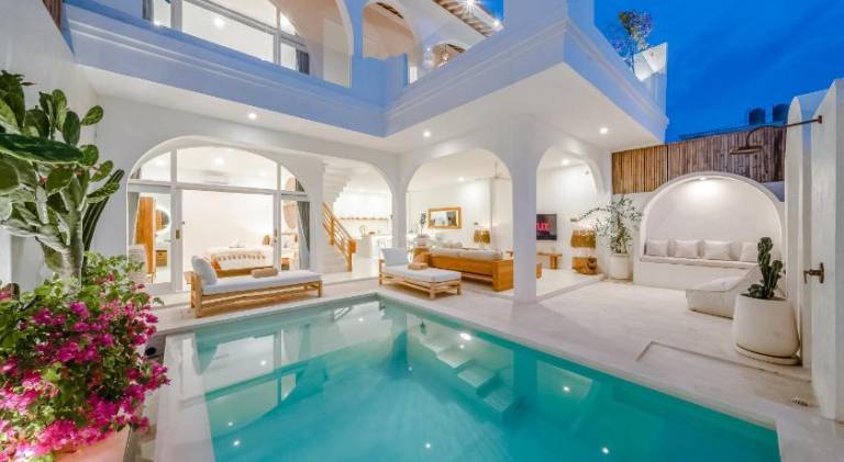 Villa with pool in Canggu
