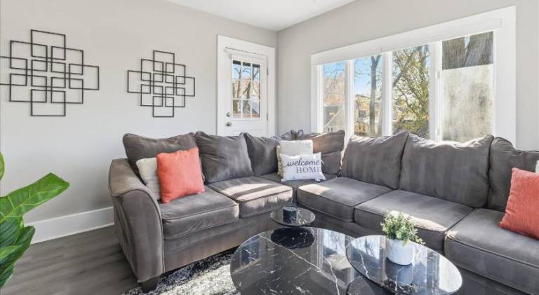 Wonderful house | Perfect for remote work | Pets allowed in Marion, IN