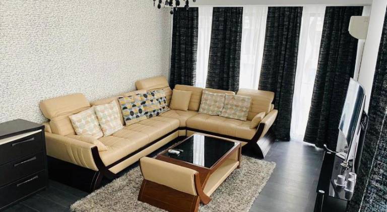 Rental apartment with 2 rooms for 7 persons in Constanta