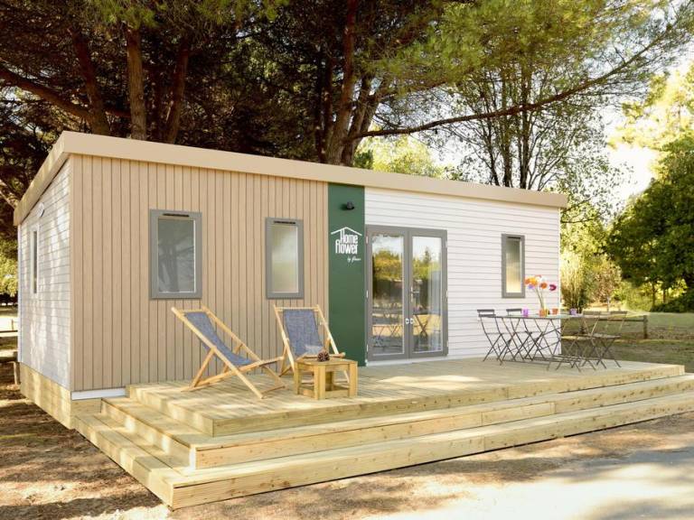 Wonderful mobile home with terrace & heated pool | Dogs allowed — photo 4