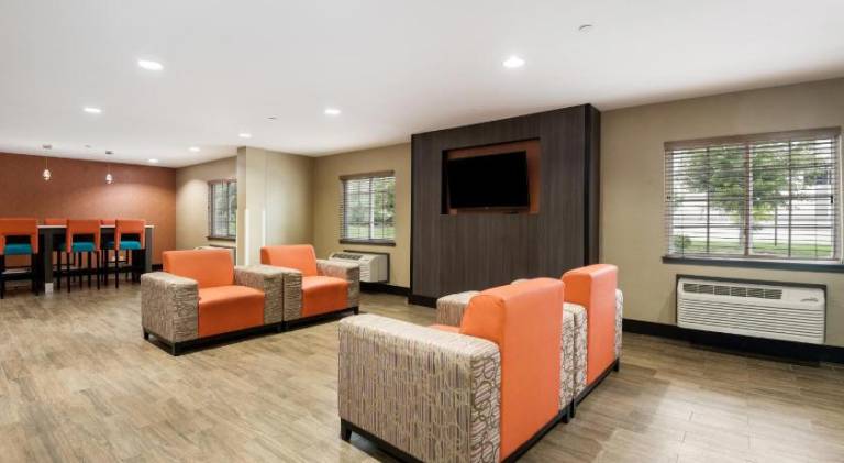 Studio 6 Lenexa, KS - Overland Park — photo 4