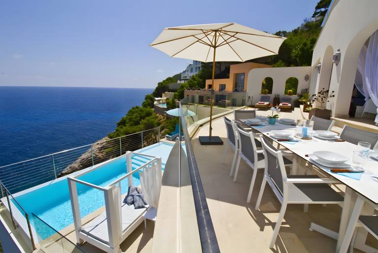 Villa 'Blanca' with Sea View, Wi-Fi and Air Conditioning — photo 2