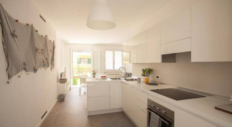 Apartment with patio, garden & jacuzzi | Next to the beach | Pets are welcome in Caorle