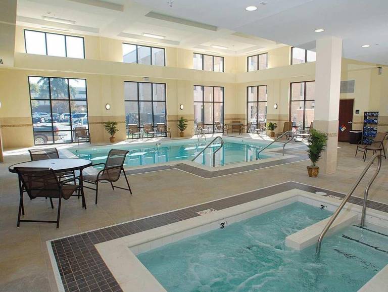 Hampton Inn & Suites Chesapeake-Battlefield Blvd. — photo 2