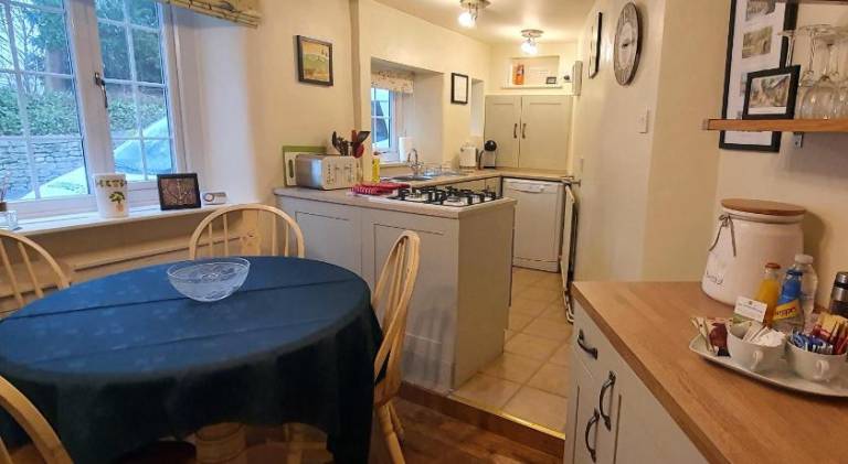 House with 2 rooms for 4 persons — photo 2