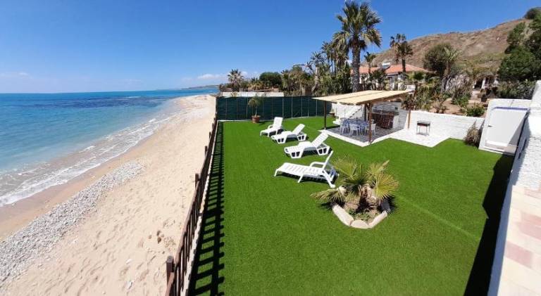 Villa Regina del Mare - Top solarium and garden in Sciacca