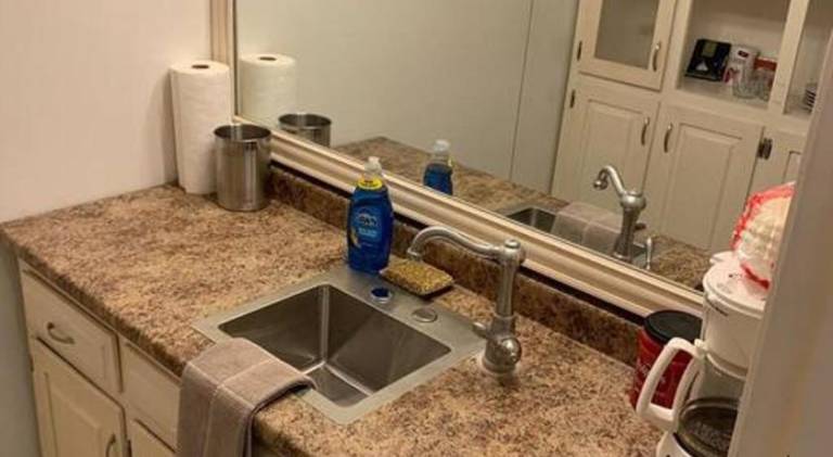 Apartment with hot tub — photo 4