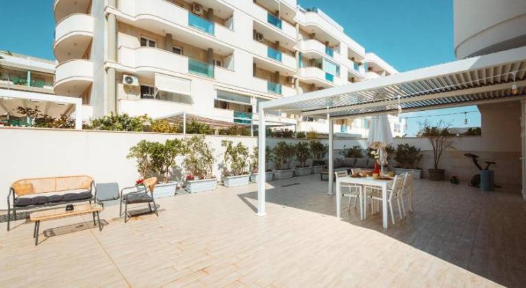 Holiday apartment with terrace & hot tub — photo 4