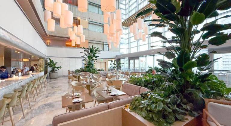 32 Brickell Royale With Skyline and Waterfront Views plus 5 Star Resort Facilities — photo 3