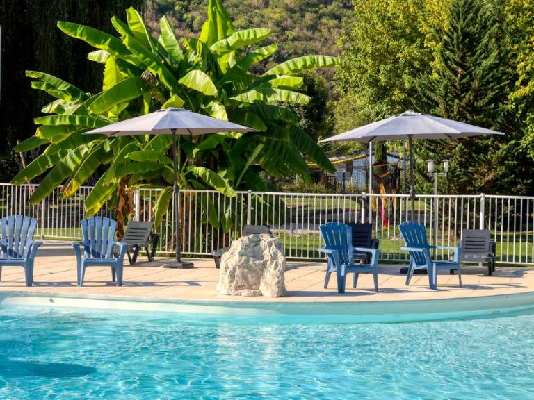 Bungalow with heated pool & terrace — photo 3