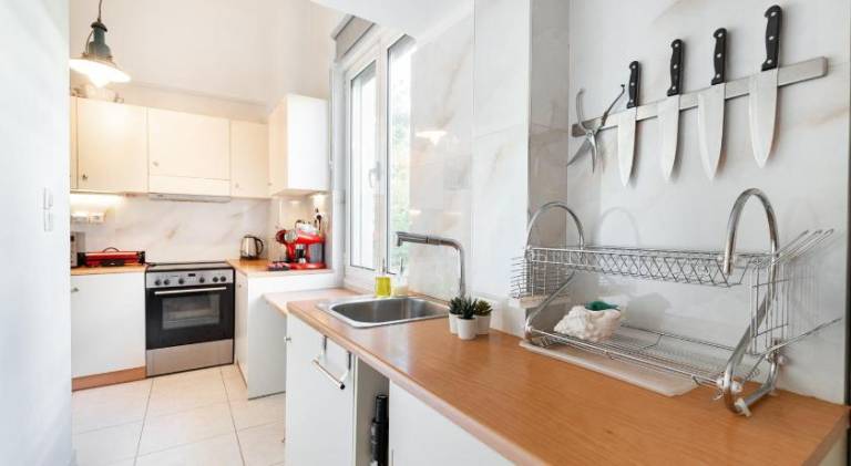 Nice apartment with terrace | Next to Syntagma Square | Pet-friendly — photo 4