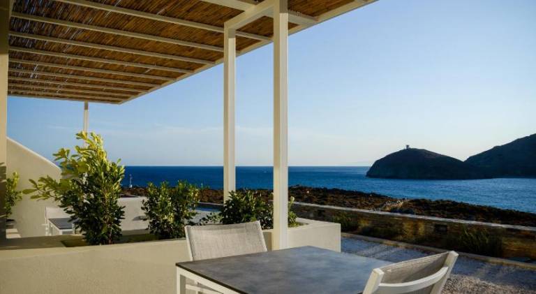 Holiday apartment with garden & patio — photo 3