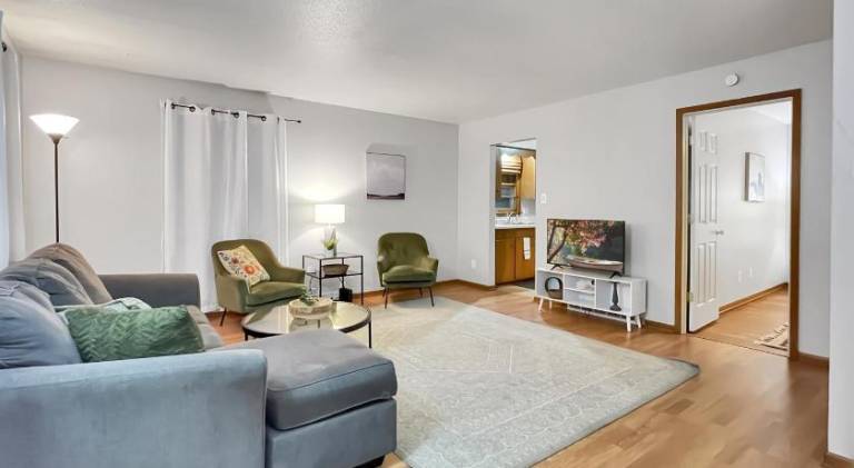 Lovely house | Pet-friendly in Des Moines, IA