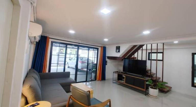 House with pool | Pet-friendly — photo 2