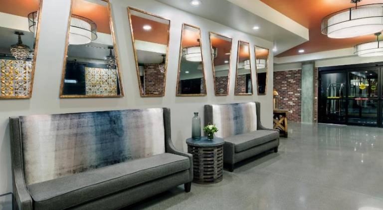 Oxford Suites Paso Robles — photo 5