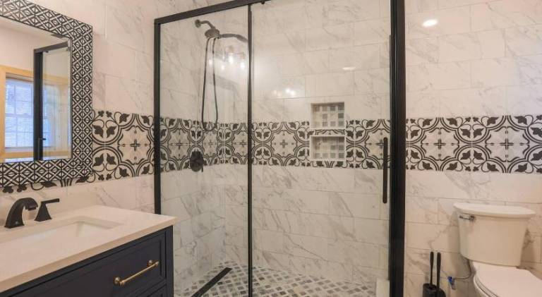 Fabulous 4Bed 3 bath Cottage Pool Hot tub Games — photo 2