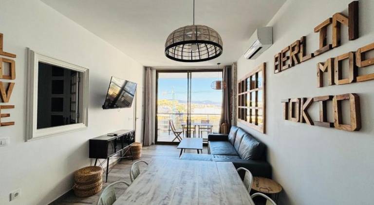 Wonderful apartment with pool, patio & yard | Beach nearby | Pet-friendly — photo 2
