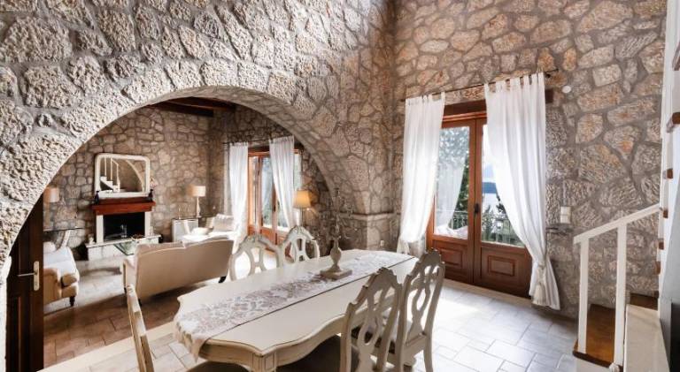 Family-friendly nice villa with garden, grill & private pool | Pets allowed — photo 3