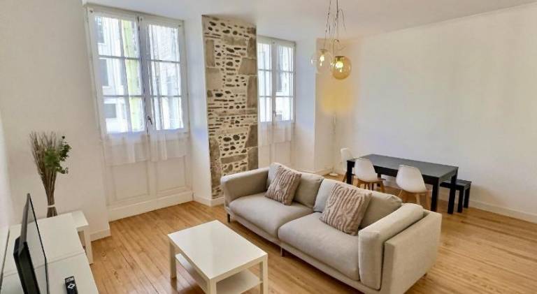 Wonderful holiday apartment | Pet-friendly in Bizanos