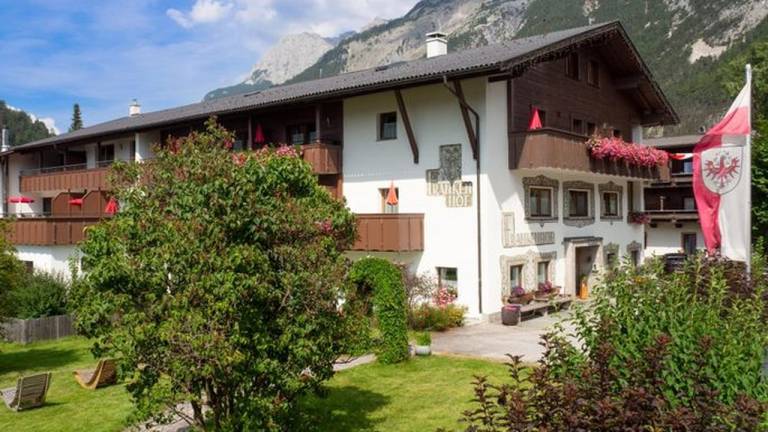 Ferienwohnung in Scharnitz für max. 4 Personen Ferienwohnung in Scharnitz für max. 4 Personen