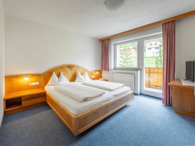 Ferienwohnung in Reschen am See, Graun im Vinschgau für max. 4 Personen Ferienwohnung in Reschen am See, Graun im Vinschgau für max. 4 Personen