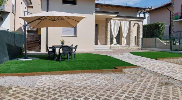 90 m&sup2; Ferienhaus