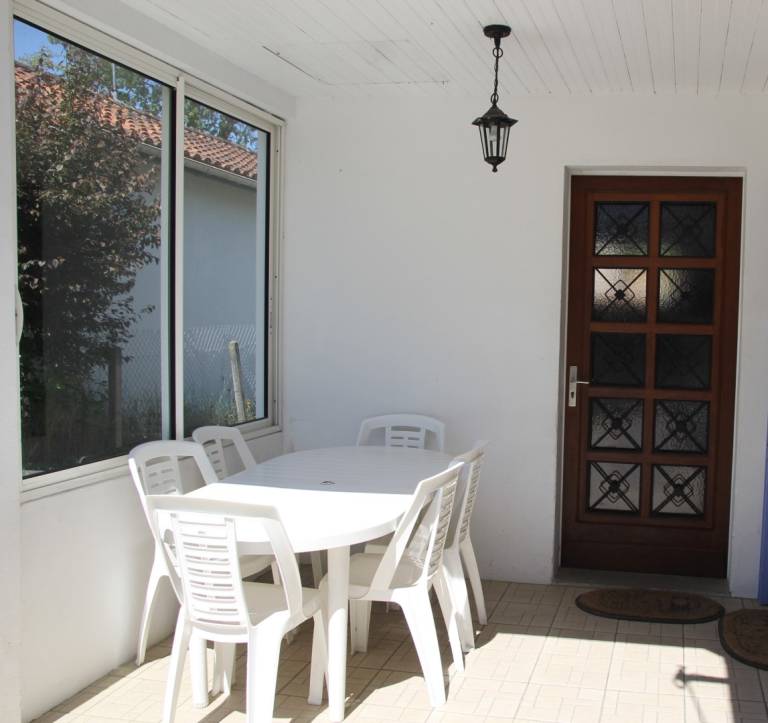 Vacation home with garden & patio | Garden view — photo 2
