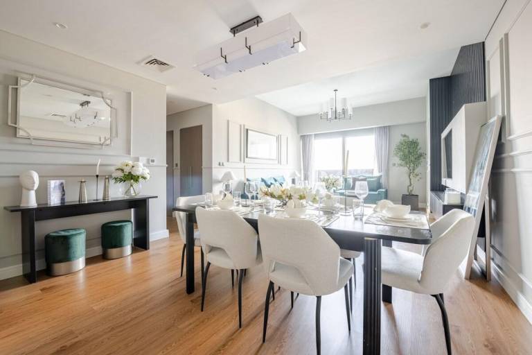 Child-friendly nice house with pool | Close to Burj Khalifa | Suitable for remote work | Pet-friendly — photo 5