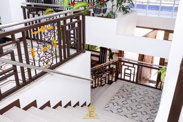 Empress Island Hotel — photo 5