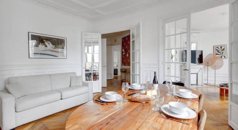Fully equipped charming apartment | Near Eiffel Tower | Dogs allowed in Vanves