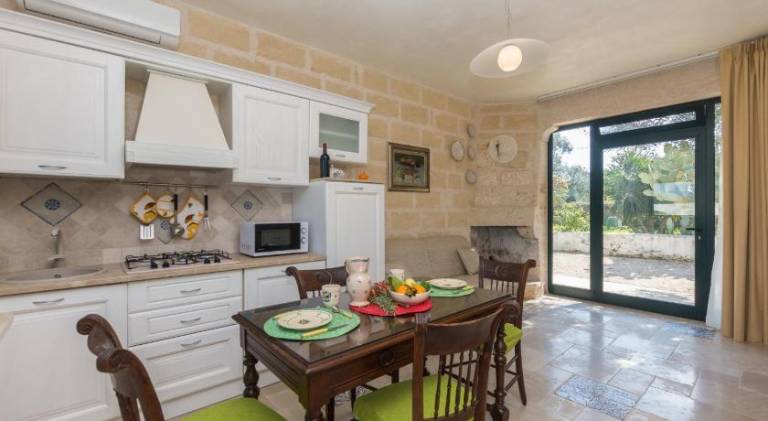 House with garden, grill & pool | Suitable for remote work | Dogs allowed — photo 4