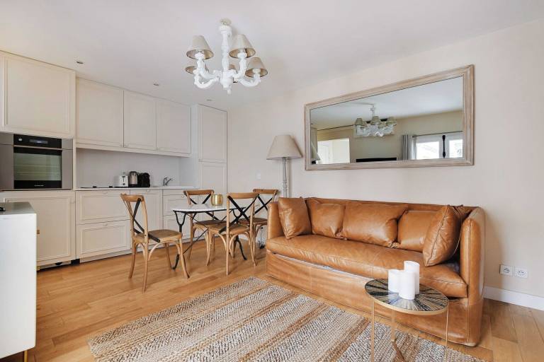 Apartment Paris