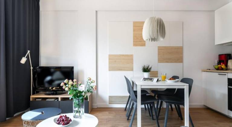 Holiday apartment with patio | Near Market Square — photo 3